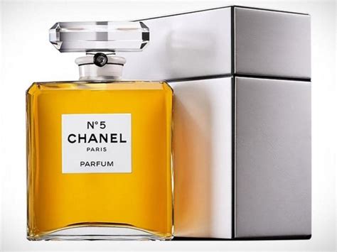 Chanel Nº5: lo que no sabes sobre el perfume más vendido del 